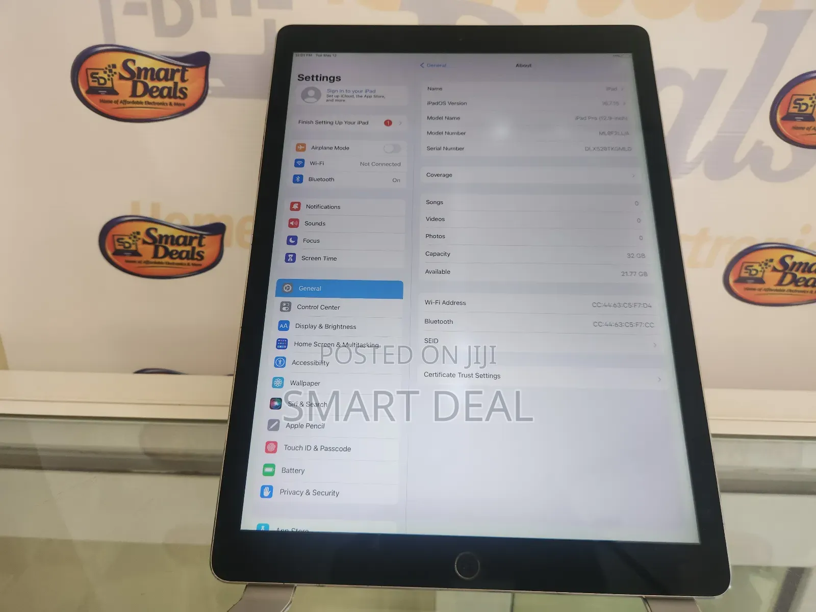 Apple iPad Pro 12.9  (2015) 32 GB Gray