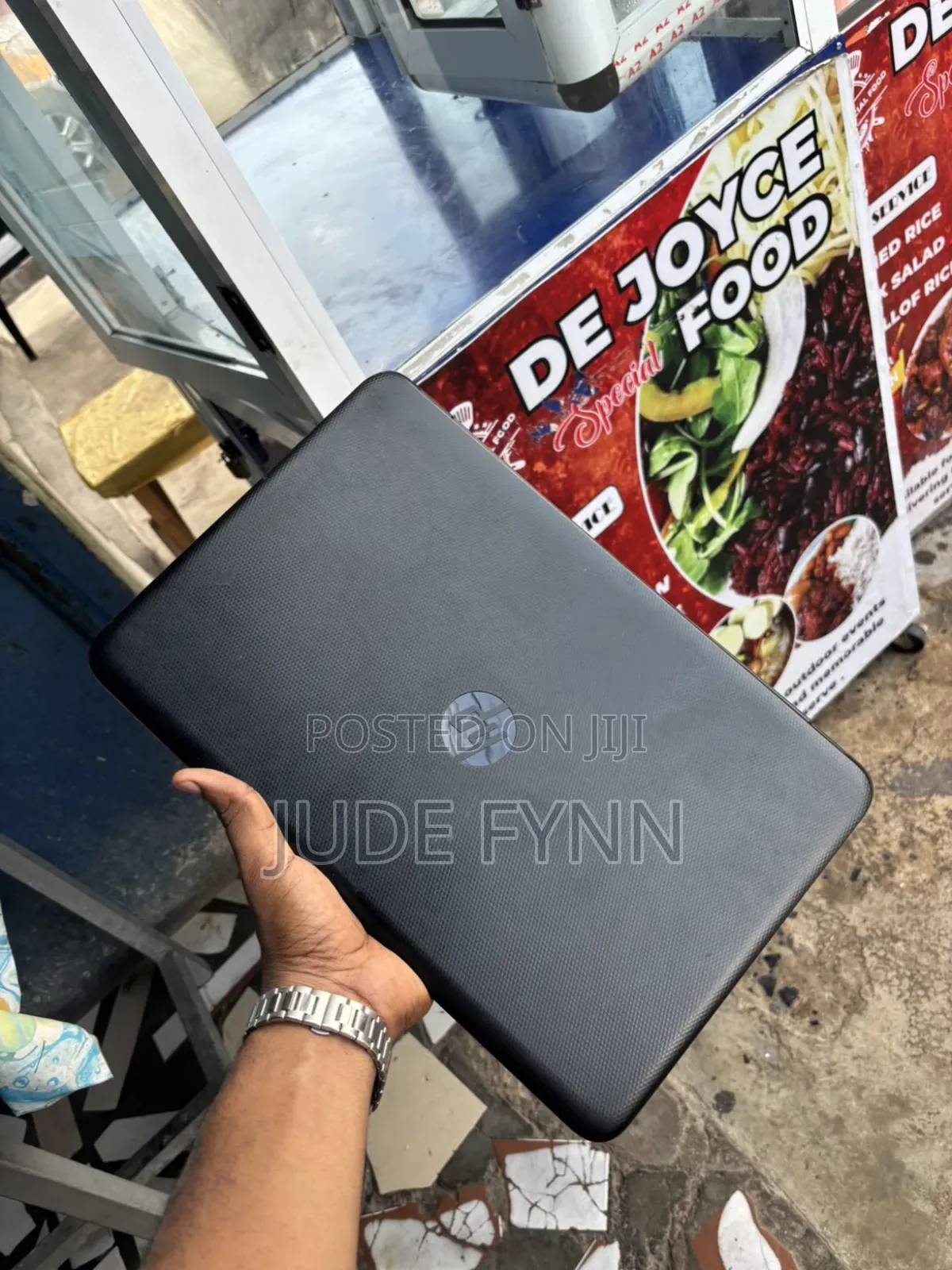 Laptop HP 250 G5 4GB Intel HDD 512GB