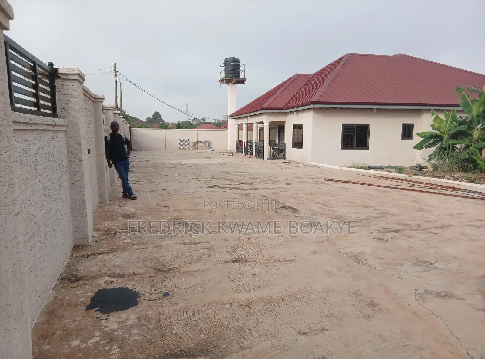 6bdrm House in Brother K Estate, Kumasi Metropolitan for rent
