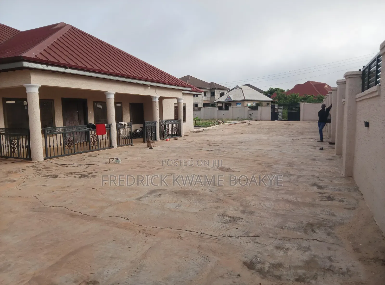 6bdrm House in Brother K Estate, Kumasi Metropolitan for rent