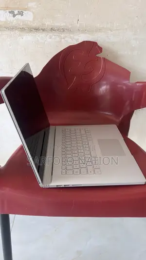 Laptop Microsoft Surface Book 2 16GB Intel Core i7 SSD 512GB