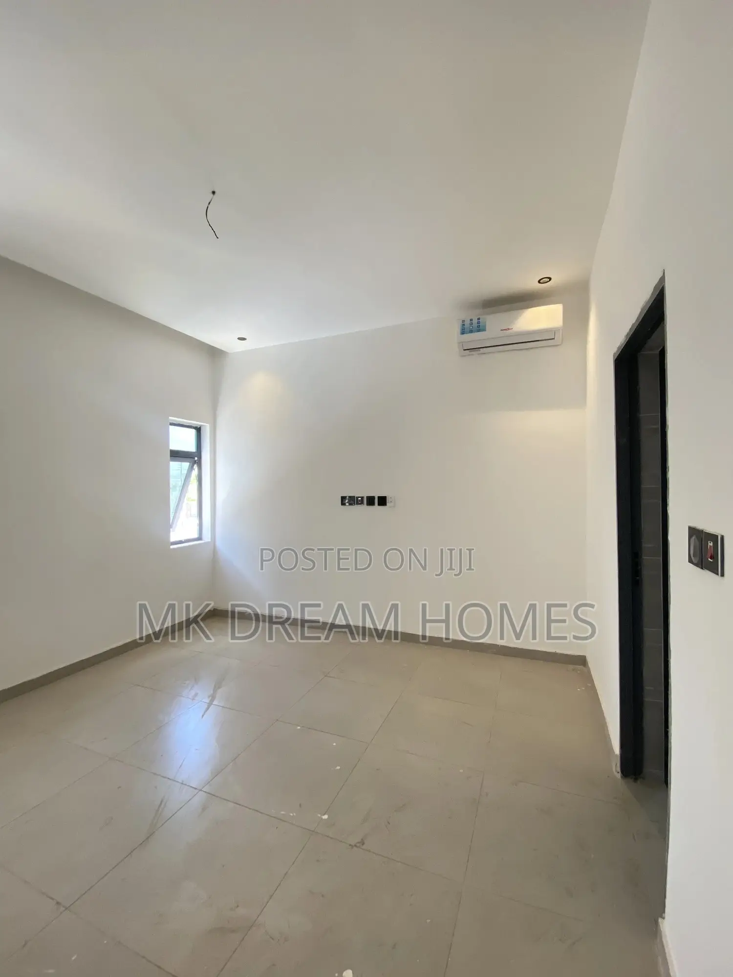 4bdrm House in Lake Side Estate for sale