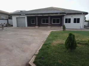 5bdrm House in Brother K Estate, Kumasi Metropolitan for rent