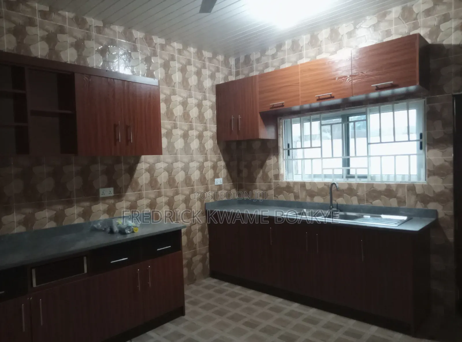 5bdrm House in Brother K Estate, Kumasi Metropolitan for rent