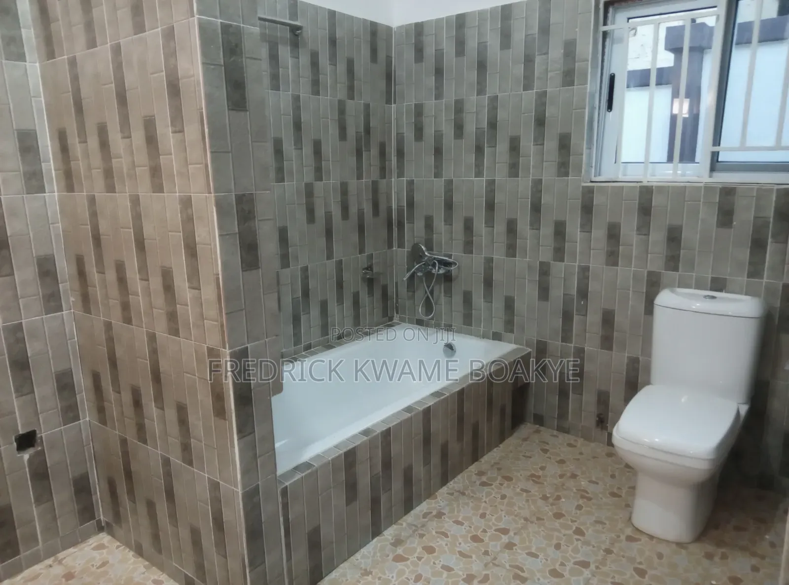 5bdrm House in Brother K Estate, Kumasi Metropolitan for rent