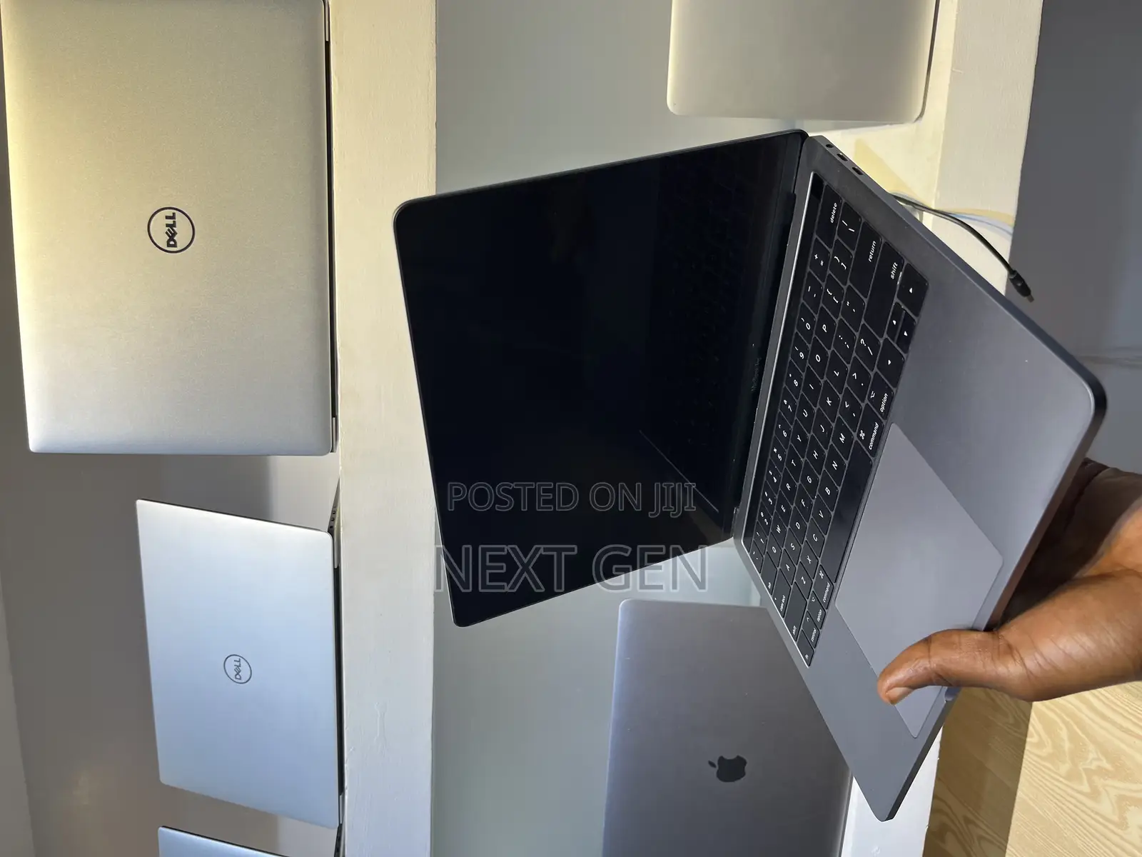 Laptop Apple MacBook Pro 2017 8GB Intel Core i5 SSD 256GB