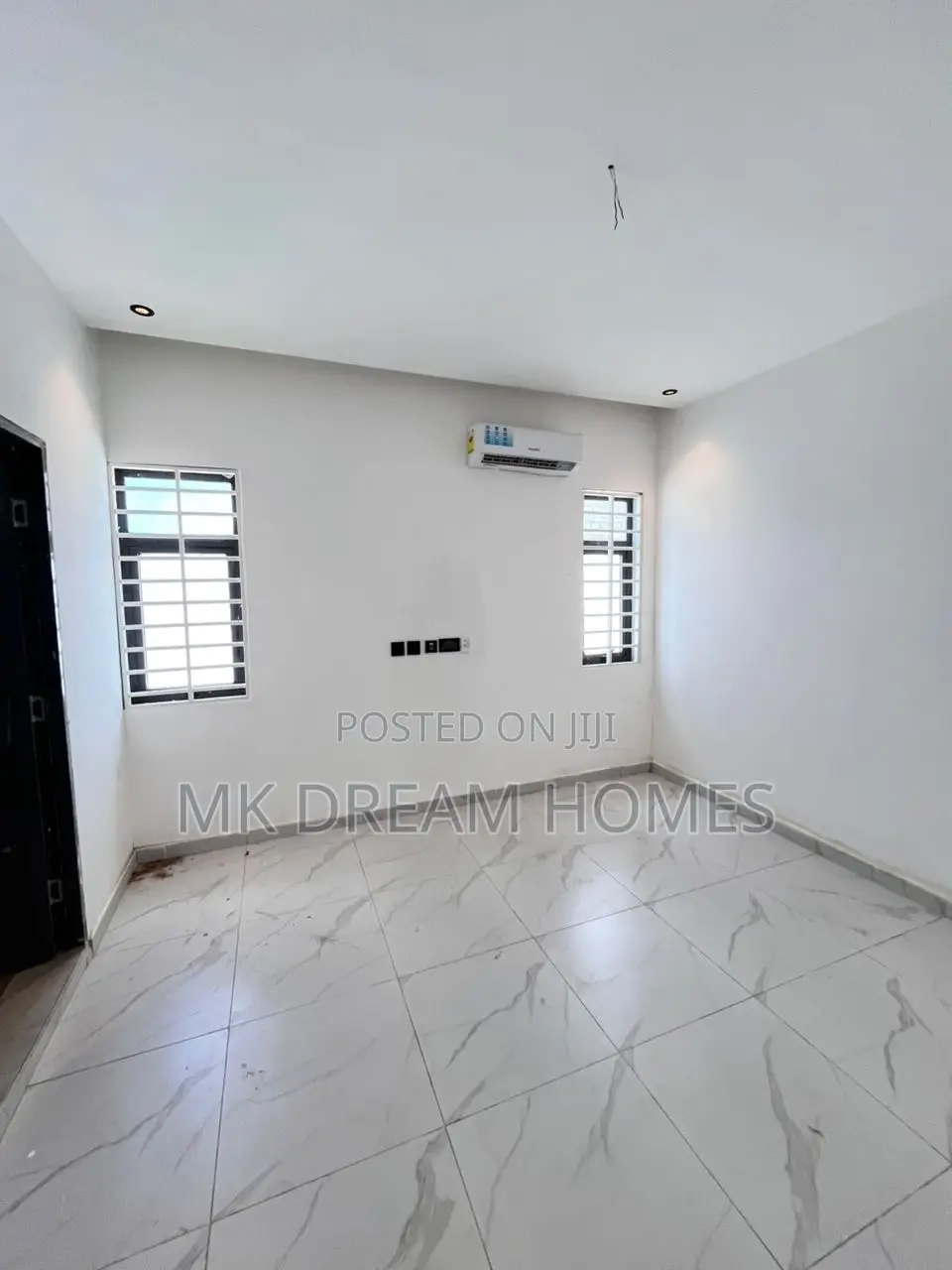 3bdrm House in Lake Side Estate for sale