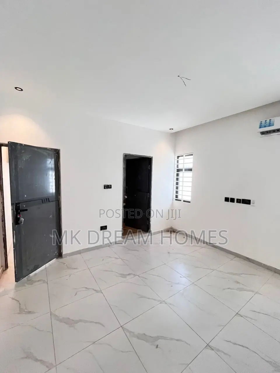 3bdrm House in Lake Side Estate for sale