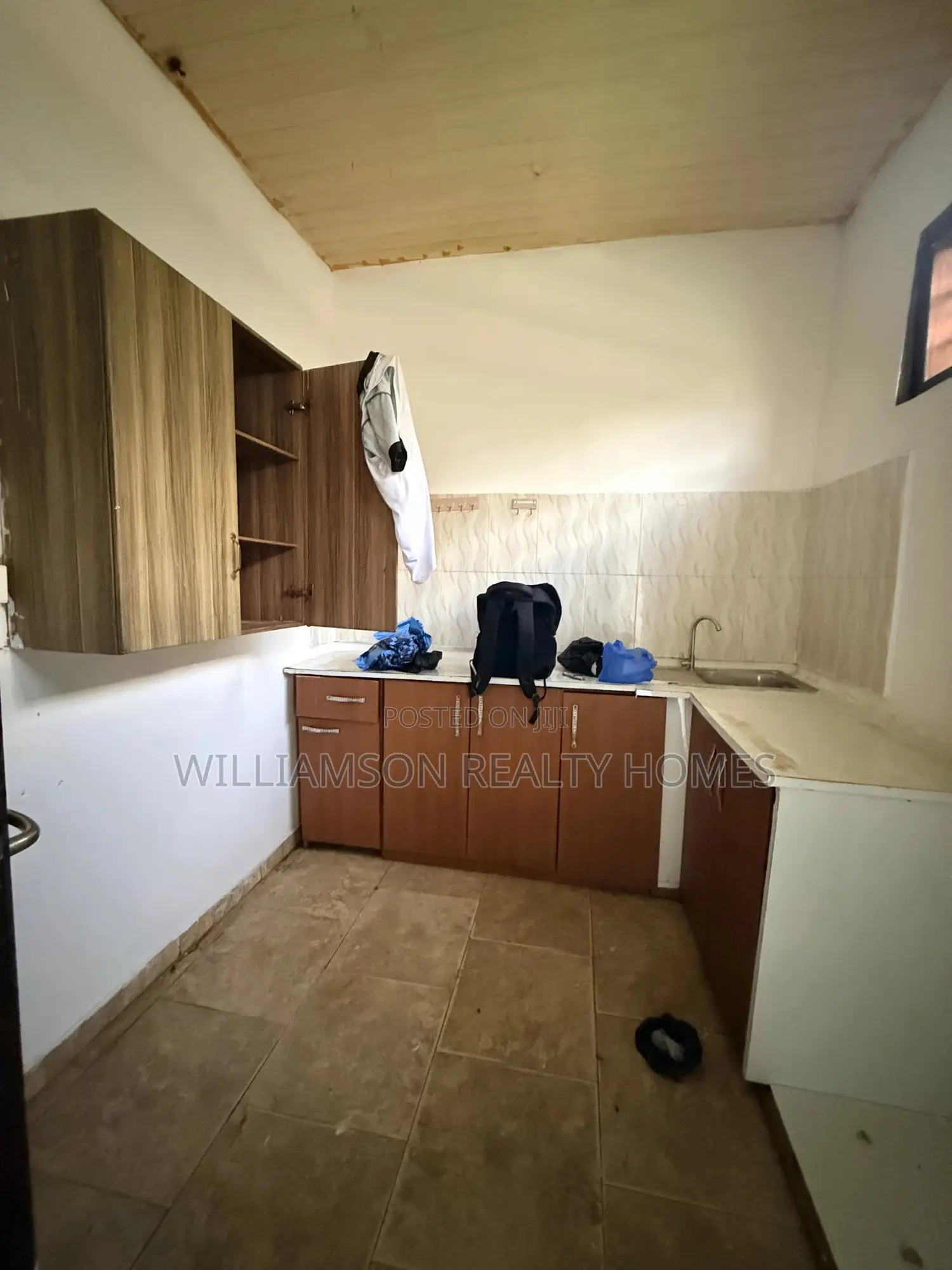 2bdrm Apartment in Spintex Main Road for rent
