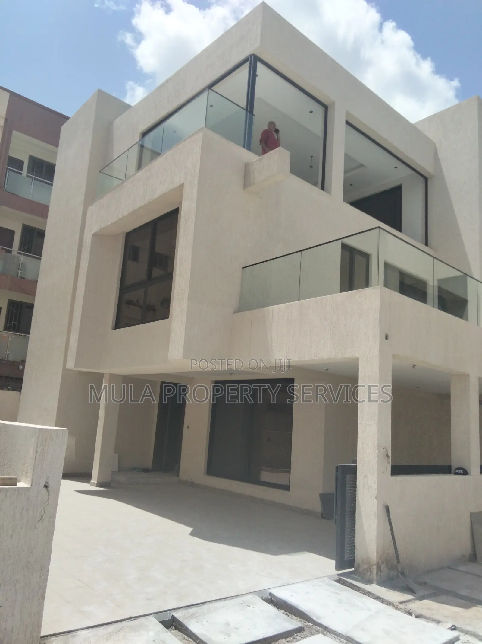 5bdrm House in Mula Property, Dzorwulu for rent