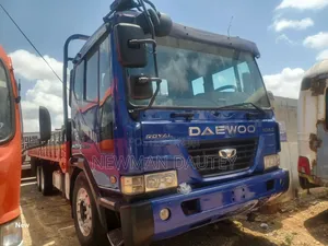 Daewoo Truck Going for a Cool Price