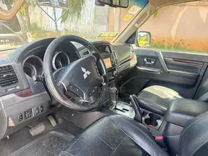 Mitsubishi Pajero 2021 Gray