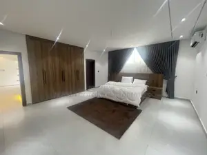 5bdrm Mansion in Royal Footprints, East Legon for sale