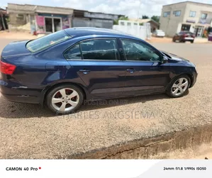 Volkswagen Jetta S 4dr Sedan (2.0L 4cyl 5M) 2014 Blue