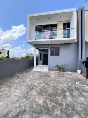 3bdrm House in Lake Side Estate for sale