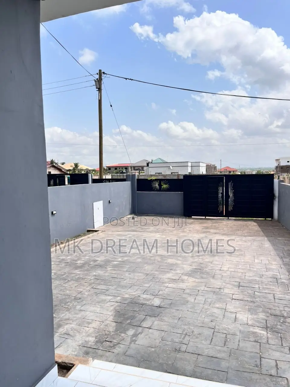 3bdrm House in Lake Side Estate for sale