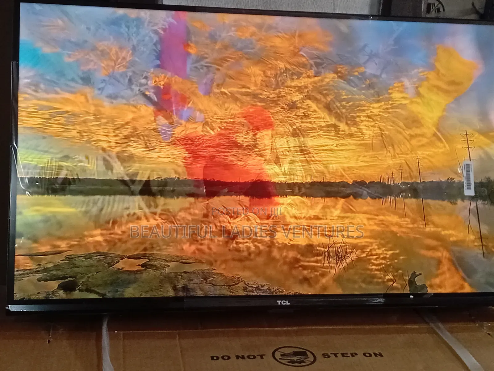 TCL 32-Inch Tv With High Quality Audio Performance