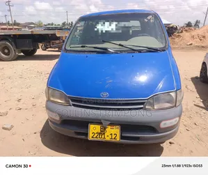 Toyota HiAce 1999 Blue