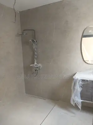 5bdrm Townhouse/Terrace in Mula Property, Dzorwulu for sale
