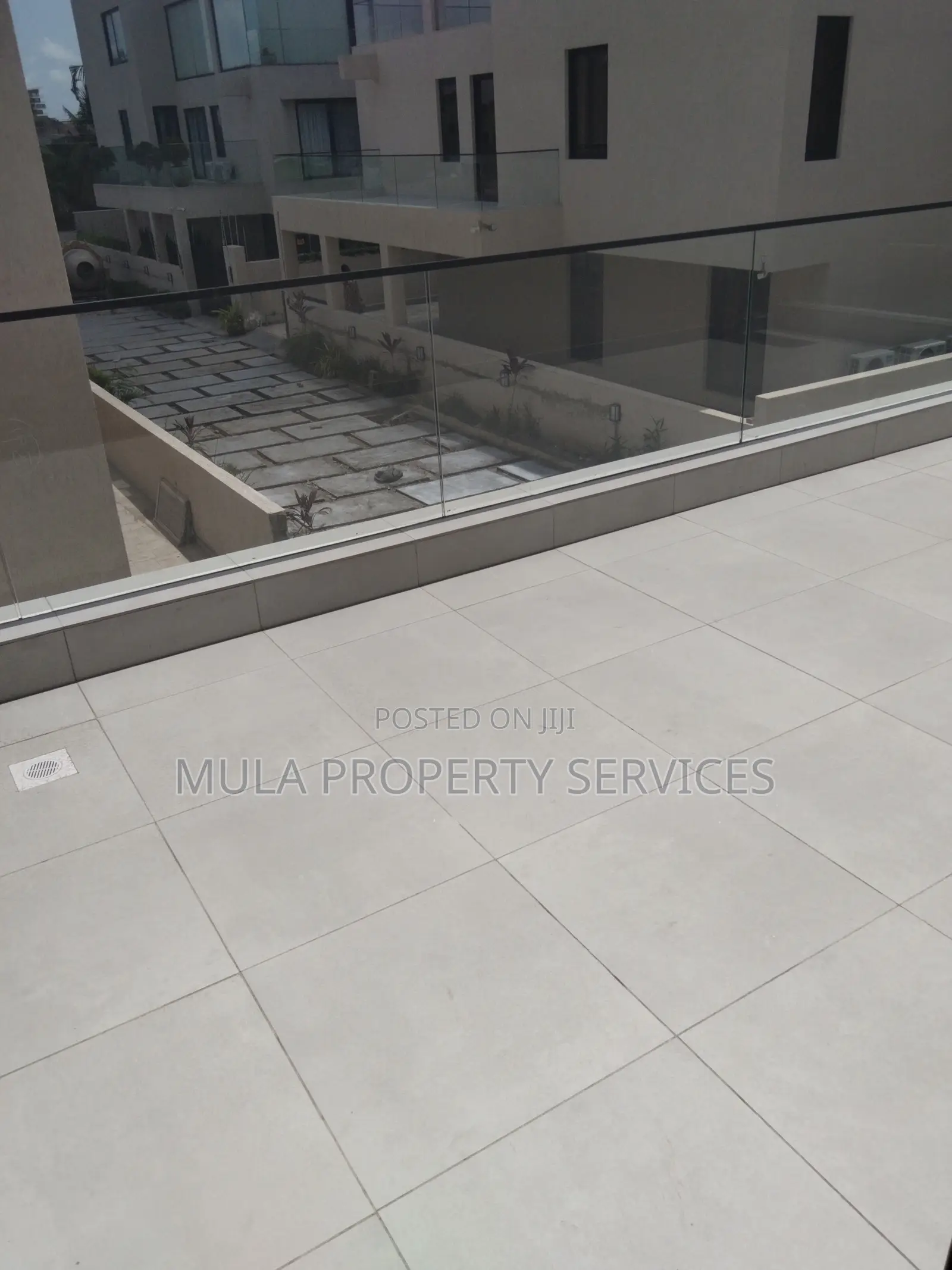 5bdrm Townhouse/Terrace in Mula Property, Dzorwulu for sale