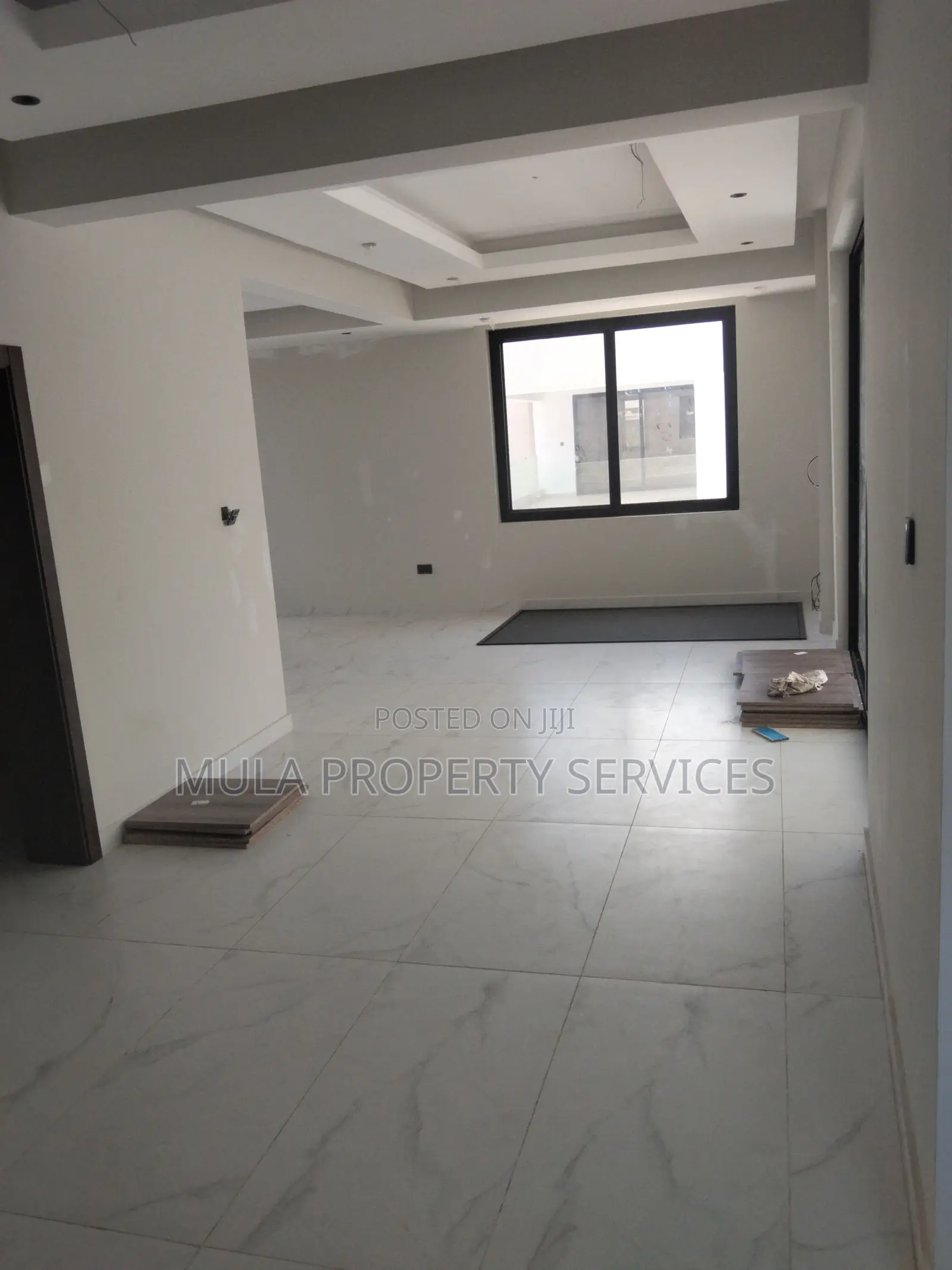 5bdrm Townhouse/Terrace in Mula Property, Dzorwulu for sale