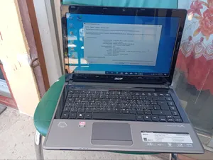 Laptop Acer Aspire 4820TG 4GB Intel Core i3 HDD 500GB