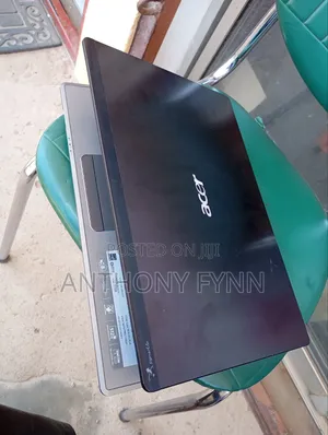 Laptop Acer Aspire 4820TG 4GB Intel Core i3 HDD 500GB