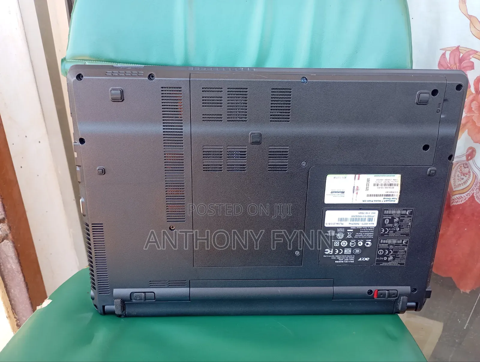 Laptop Acer Aspire 4820TG 4GB Intel Core i3 HDD 500GB