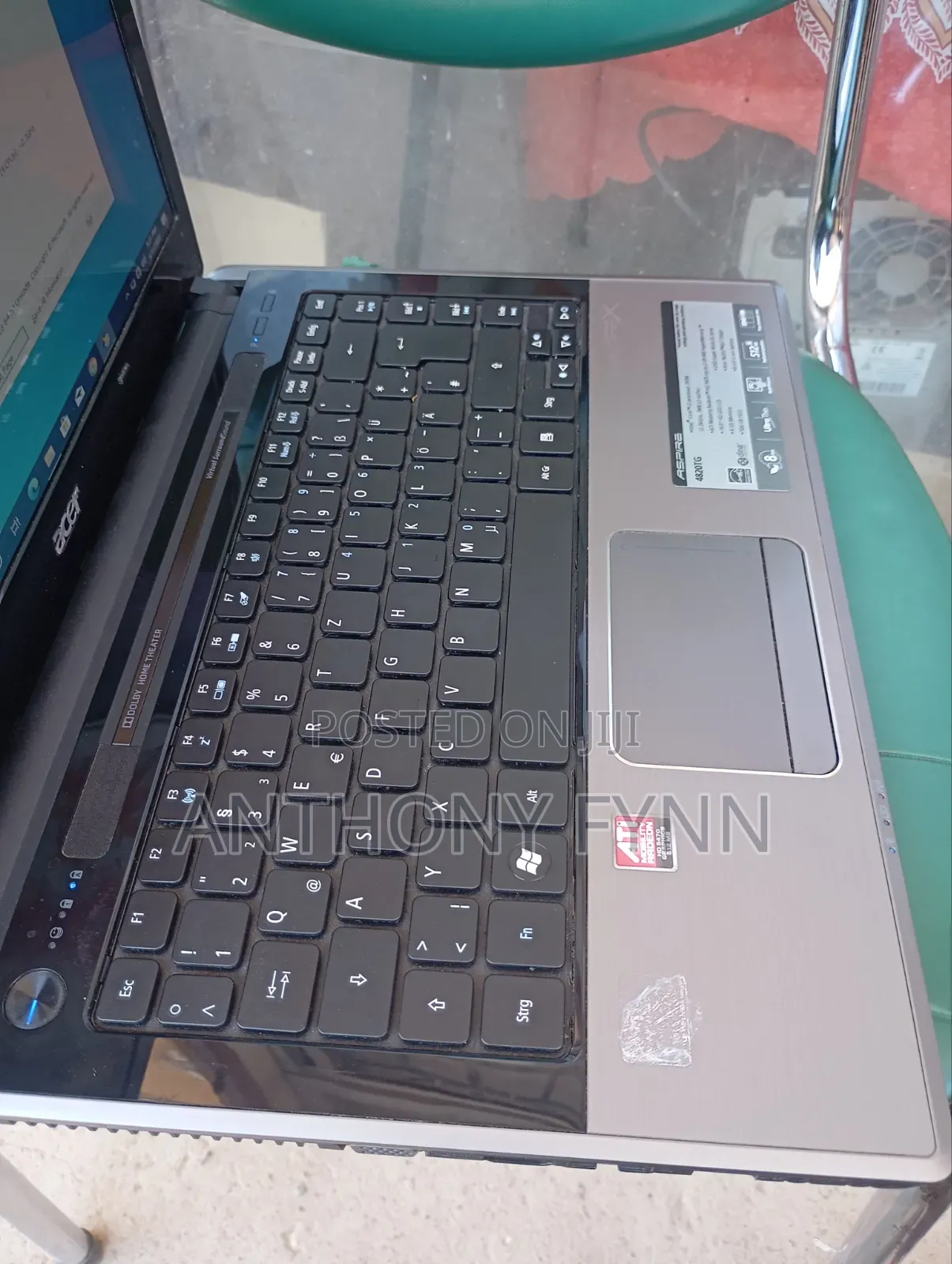 Laptop Acer Aspire 4820TG 4GB Intel Core i3 HDD 500GB
