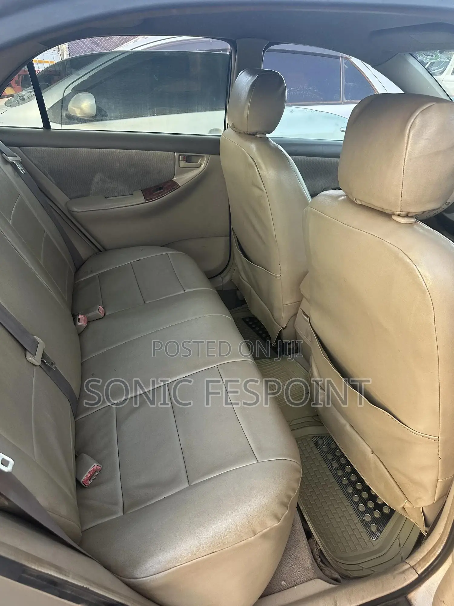Toyota Corolla LE 2007 Brown