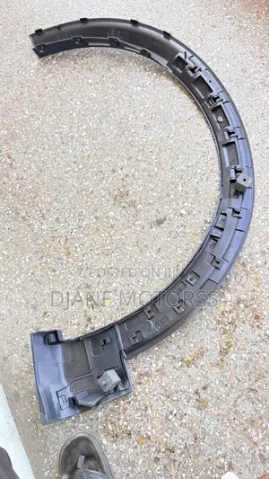 Ford Explorer 2020 Fender Molding Right