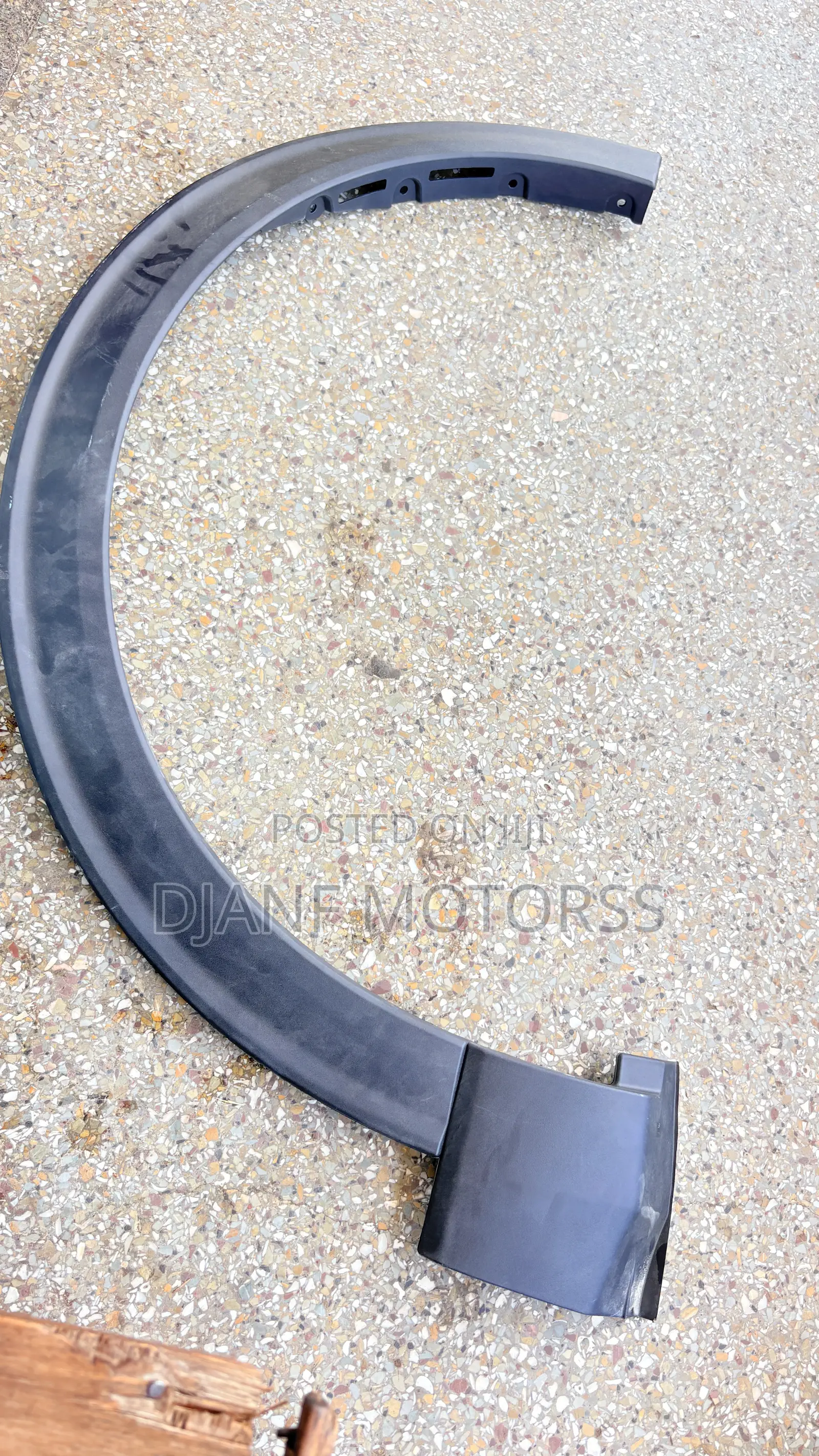 Ford Explorer 2020 Fender Molding Right
