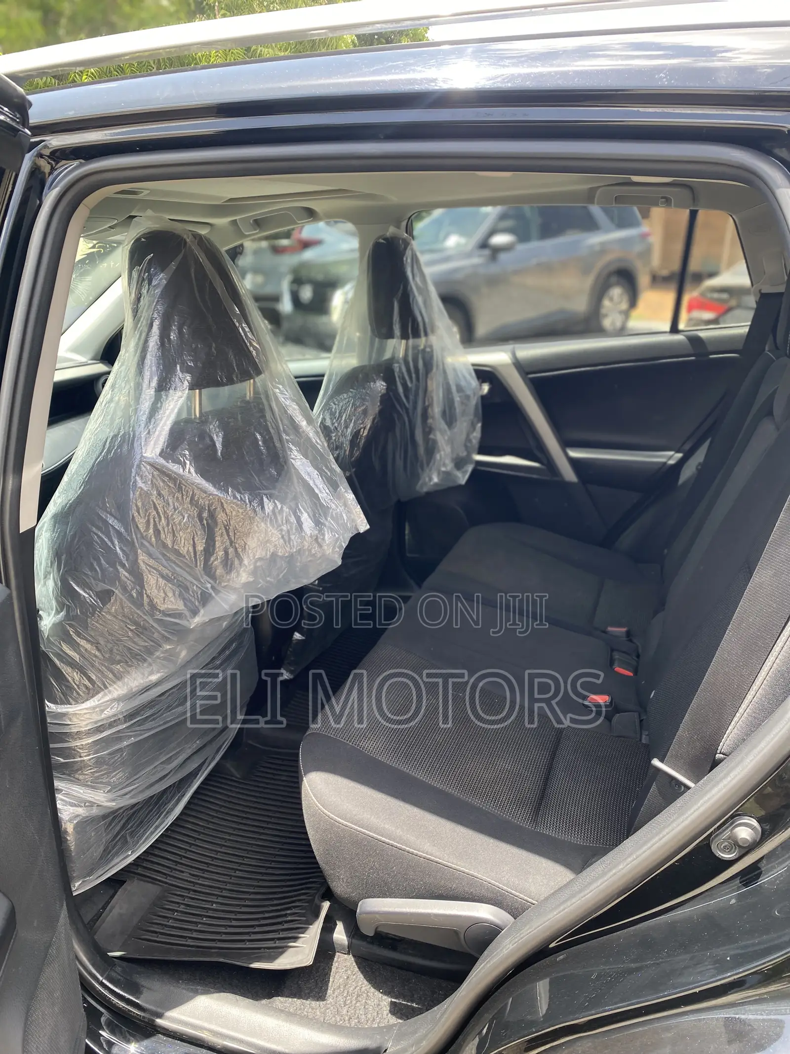 Toyota RAV4 SE 4dr SUV (2.5L 4cyl 6A) 2018 Black