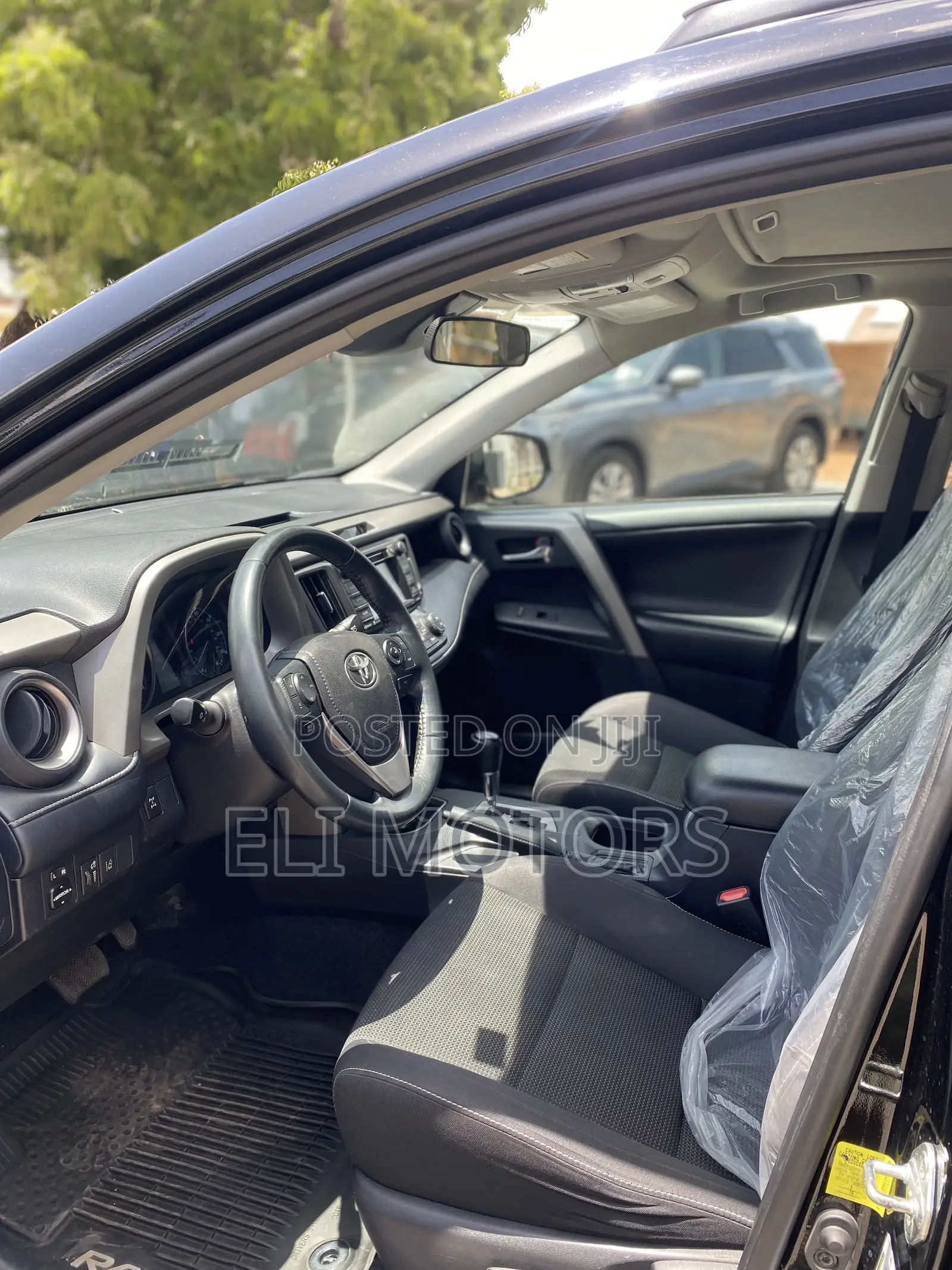 Toyota RAV4 SE 4dr SUV (2.5L 4cyl 6A) 2018 Black
