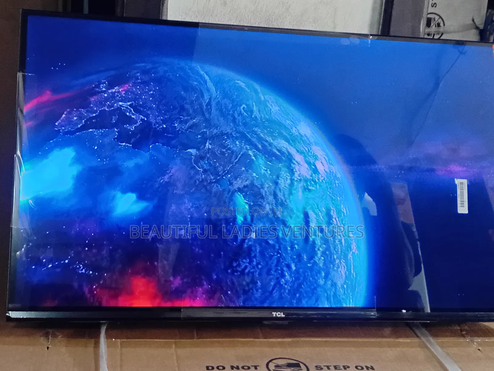 TCL 32” Television With Smooth and Sharp Visuals