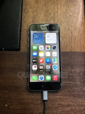 Apple iPhone SE (2020) 128 GB White