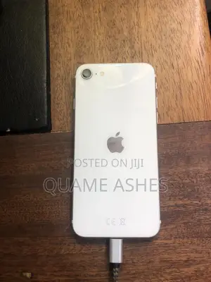 Apple iPhone SE (2020) 128 GB White
