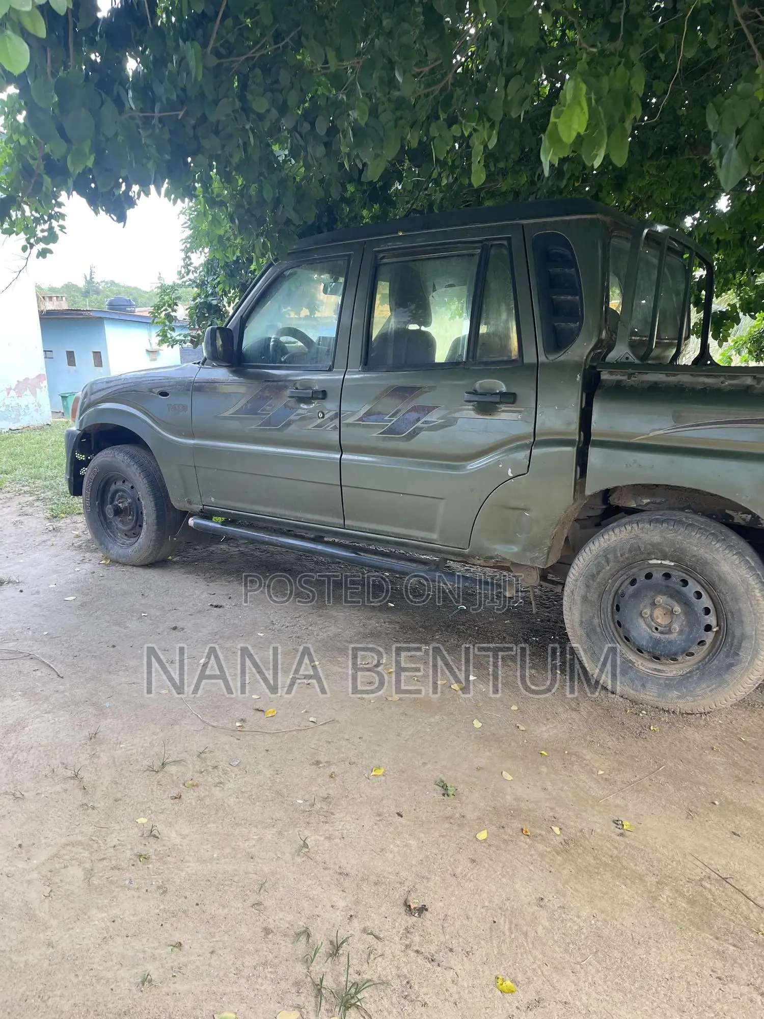 Mahindra Scorpio 2010 Green