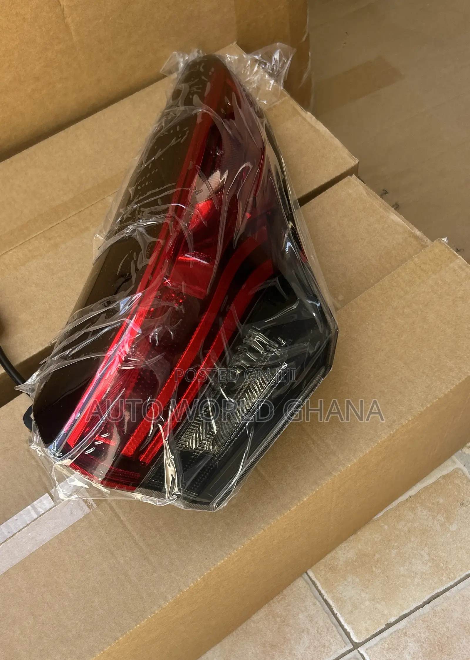 Toyota Highlander 2020-2023 Oem Tail Back Light