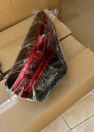 Toyota Highlander 2020-2023 Oem Tail Back Light