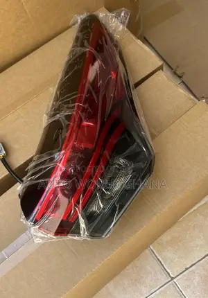 Toyota Highlander 2020-2023 Oem Tail Back Light