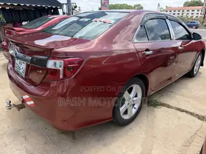 Toyota Camry LE 4dr Sedan (2.5L 4cyl 6A) 2014 Red