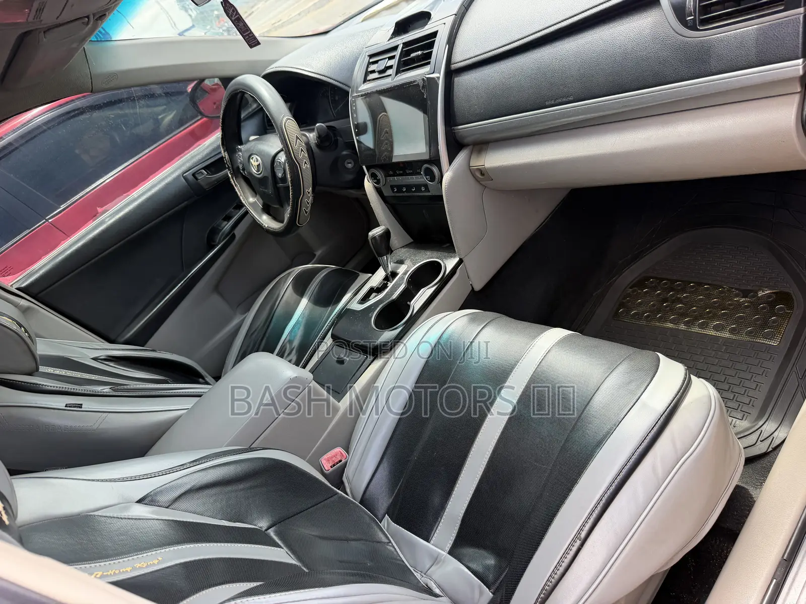 Toyota Camry LE 4dr Sedan (2.5L 4cyl 6A) 2014 Red