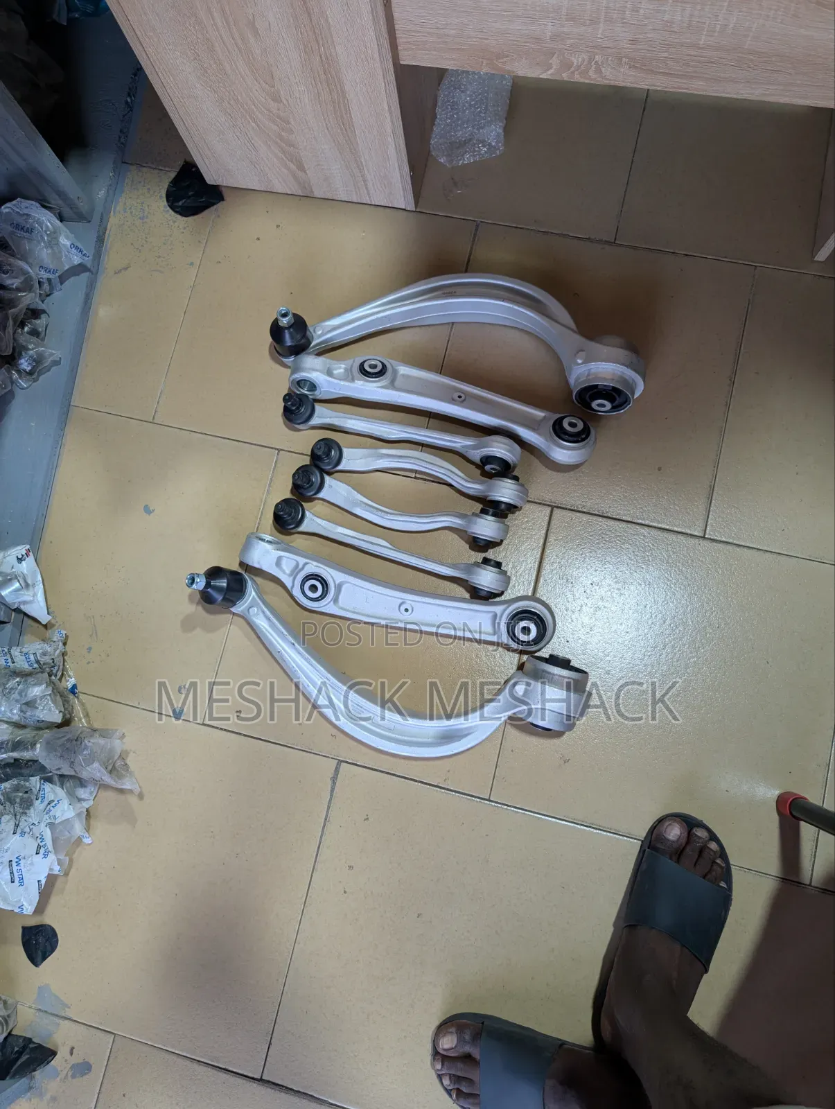 Audi Q7 Lower Arm Complete Set 2017 to 2023
