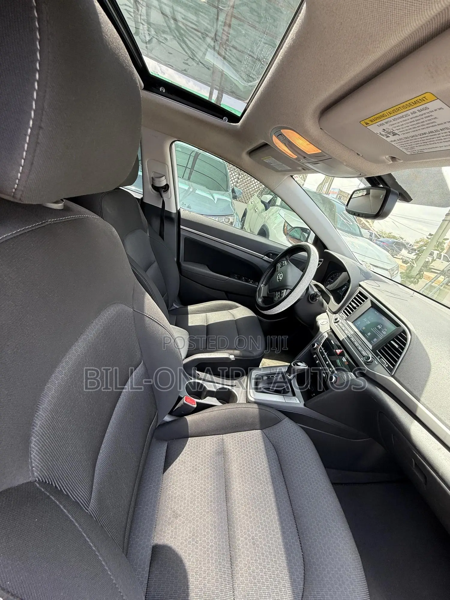 Hyundai Elantra Value Edition Sedan FWD (2.0L 4cyl 6A) 2017 White