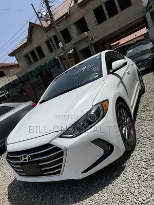 Hyundai Elantra Value Edition Sedan FWD (2.0L 4cyl 6A) 2017 White