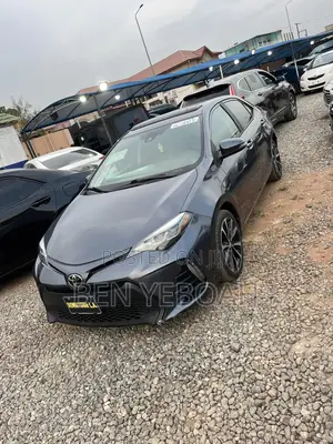 Toyota Corolla XSE 4dr Sedan (1.8L 4cyl CVT) 2017 Gray