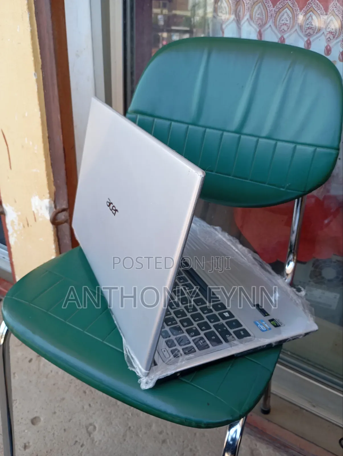 Laptop Acer Aspire V5-571PG 4GB Intel Core i3 HDD 500GB