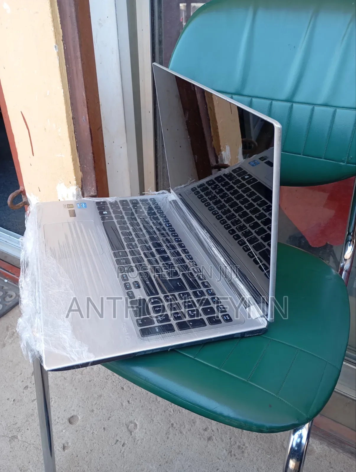 Laptop Acer Aspire V5-571PG 4GB Intel Core i3 HDD 500GB