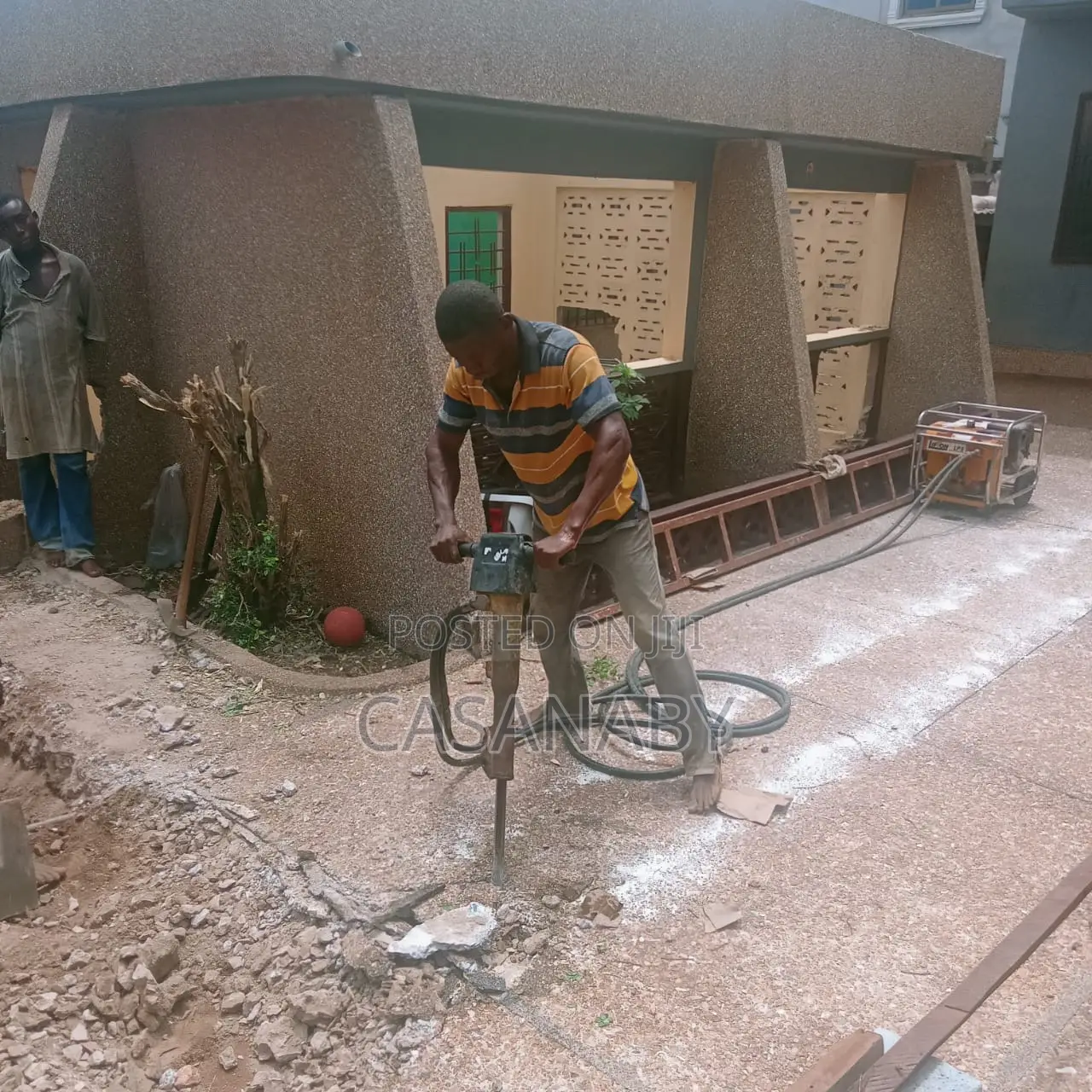 Concrete Breaker